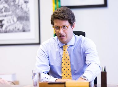 Cármen Lúcia autoriza inquérito para investigar ministro Ricardo Salles