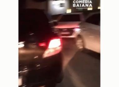 Demanda alta gera longa fila na entrada de motel em SSA; estabelecimento denuncia golpe