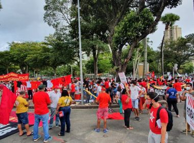 Manifestantes ocupam ruas do Campo Grande para ato contra Bolsonaro em Salvador