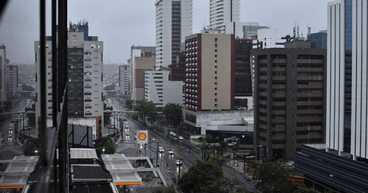 Bahia Notícias / Notícia / Céu nublado e chuvas fracas devem permanecer até a próxima sexta-feira em Salvador - Vimarsana News