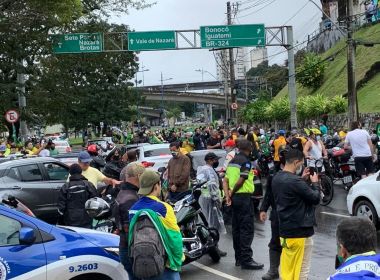 Apoiadores do presidente Bolsonaro já se concentram para motociata em Salvador 
