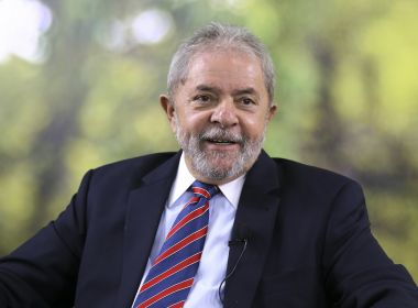 Salvador FM 92,3 entrevista ex-presidente Lula nesta terça-feira