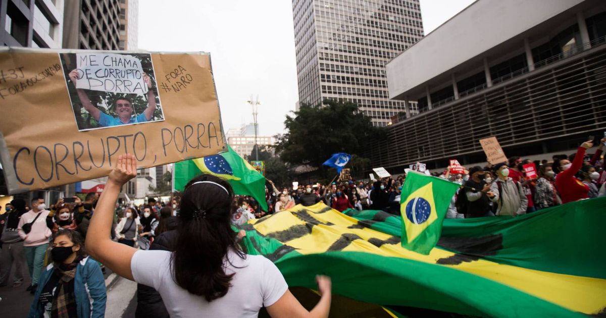 Bahia Notícias / Notícia / Datafolha: Maioria acha Bolsonaro desonesto, falso, incompetente e pouco inteligente - Vimarsana News