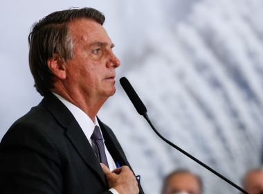 Com obstrução intestinal, Bolsonaro deve ser transferido para hospital em São Paulo