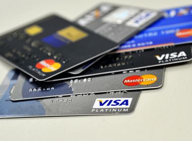 Em ritmo de retomada, pagamentos com cartões crescem 52% no segundo trimestre de 2021