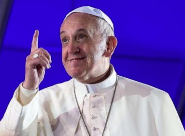 Origem de um envelope com três balas de revólver enviado ao Papa é investigada