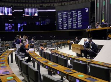 Nove deputados baianos deram voto favorável à PEC do voto impresso; veja votação