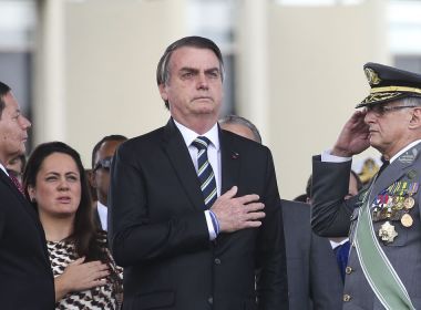 Bolsonaro envia mensagem no WhatsApp sobre 'provável e necessário contragolpe'