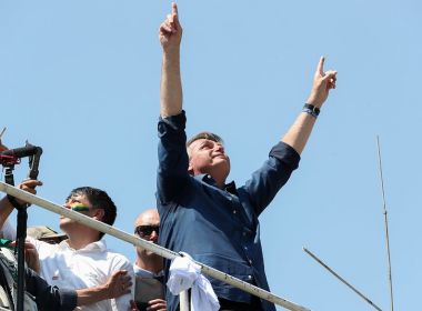 Na Paulista, Bolsonaro dobra ameaça contra Moraes: 'Ou se enquadra ou pede para sair' 