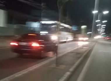 Motorista é flagrado trafegando pela contramão na Avenida Barros Reis; veja vídeo