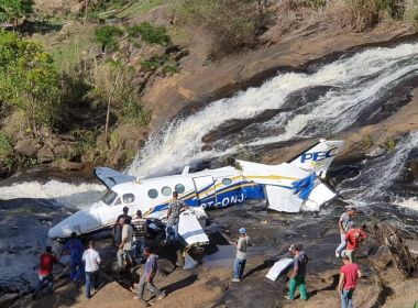 Avião que caiu com Marília Mendonça será retirado de cachoeira neste domingo