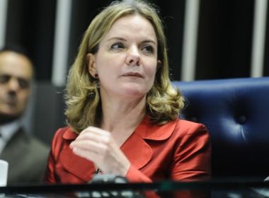 Gleisi diz que voto de petistas a favor da PEC dos precatórios não foi discutida com direção