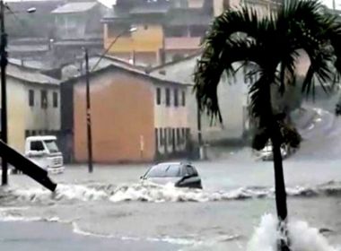 Governo do estado envia ajuda a municípios atingidos pela chuva no extremo sul da Bahia