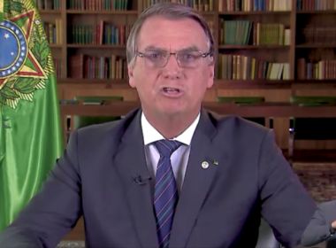 Em pronunciamento, Bolsonaro volta a criticar passaporte da vacina