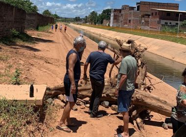 Moradores da Orlando Gomes reclamam de obra no Rio Mangabeira e interditam acesso
