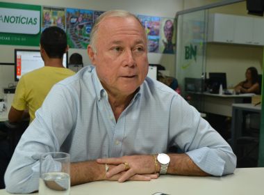 Azi rebate Wagner: 'Estão tão desesperados que esperam um padrinho nacional para ajudá-los'