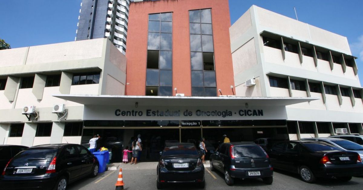 Acusado por paciente, ginecologista é afastado do Cican; Polícia segue ...