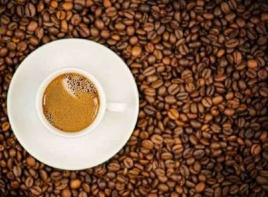 Homem morre de overdose de cafeína após ingerir o mesmo que 200 doses de café