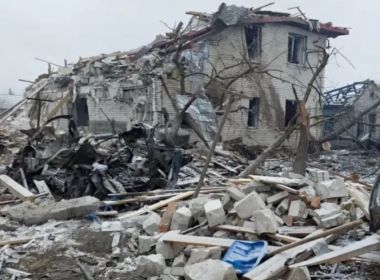 Ucrânia confirma 300 mortos em ataque a teatro em Mariupol