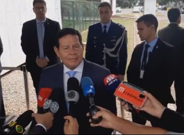 Mourão ironiza investigação de tortura na ditadura: 'Vai trazer os caras do túmulo?'