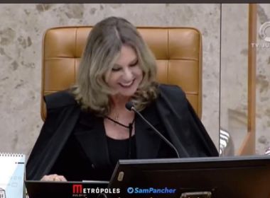 Vice-PGR ri ao ler frases de Silveira contra Moraes: 'Cabeça de ovo'