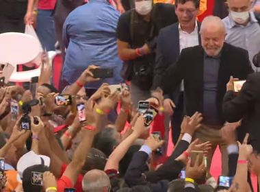 Lula diz que Bolsonaro está com os dias contados e que tem 'medo de ser preso'