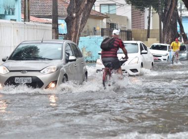 Sobe para 122 o número de mortos após chuvas e deslizamentos em Pernambuco