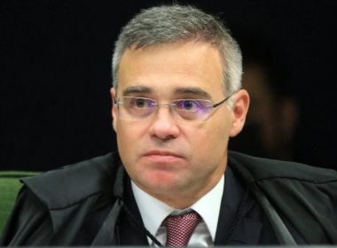 Mendonça pede vista e adia julgamento sobre decisão de cassação de deputado bolsonarista