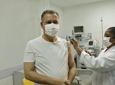 Rui Costa recebe quarta dose da vacina contra a Covid-19