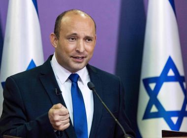 Primeiro-ministro de Israel renuncia e convoca novas eleições após um ano no poder