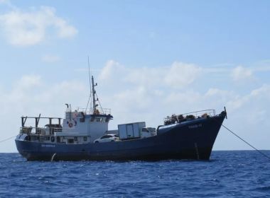Embarcação naufraga a caminho de Noronha e deixa desaparecidos