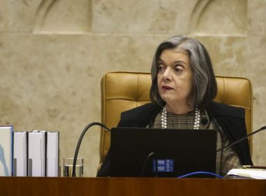 Ministra do STF envia 2º pedido à PGR para investigar Bolsonaro no caso MEC
