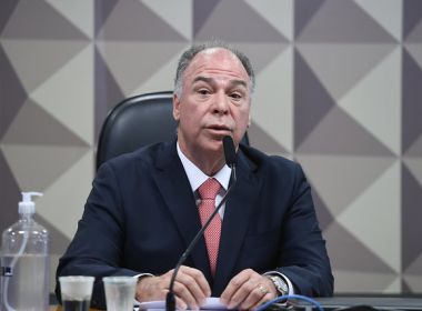 PEC prevê aumento de R$ 200 no Auxílio Brasil e ajuda de R$ 1 mil para caminhoneiros