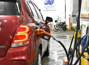 Acelen reduz preços do diesel e da gasolina na refinaria em meio a diminuição do ICMS