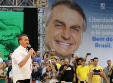 Candidatura de Bolsonaro é lançada com discurso de Michelle e críticas ao STF