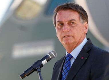 'Discurso de ódio não permitido': YouTube remove live de Bolsonaro com embaixadores