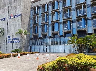 Relação de gestores com contas reprovadas pelo TCE-BA tem 543 nomes; veja lista