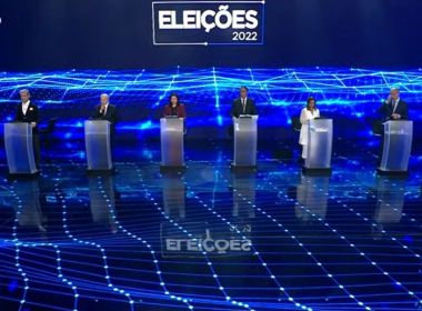 Segundo bloco: Debate é marcado por ataques a jornalista e discussões sobre Auxílio Brasil
