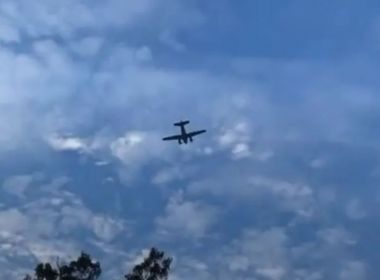 VÍDEO: Piloto rouba avião e ameaça jogar aeronave contra Walmart nos EUA