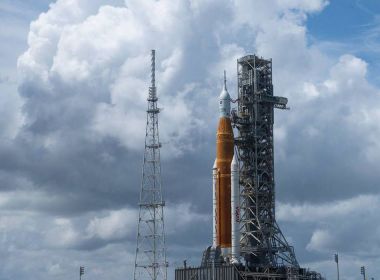 Nasa cancela lançamento de foguete; equipamento apresentou vazamento de hidrogênio líquido