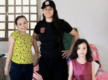 Mãe confessa que tentou comprar armas para 'facilitar' assassinato de filhas