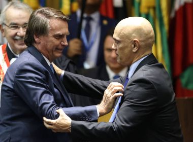 Lives: Lewandowski diz que Bolsonaro tenta tumultuar eleição com pedido de afastamento de Moraes