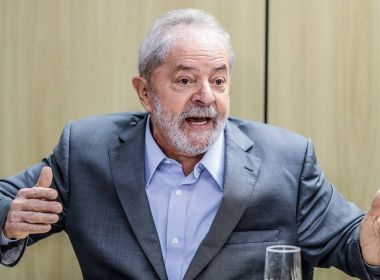 Lula vai ao TSE contra publicação de Bolsonaro que vincula ex-presidente à facção criminosa