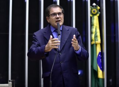 Deputado José Rocha declara apoio a Neto e Bolsonaro em Plenário