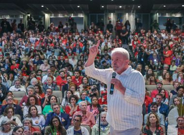 Lula promete ser 'presidente de um mandato só' caso seja eleito no domingo