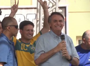 Bolsonaro pede votos para Neto em Guanambi: 'Onde está o PT, estamos do outro lado’