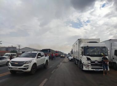 PRF aplica mais de R$ 5,5 em multas contra manifestantes que bloqueiam rodovias