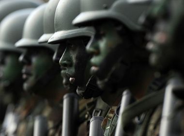 Forças Armadas condenam excessos nas manifestações e cutuca 'agentes públicos'