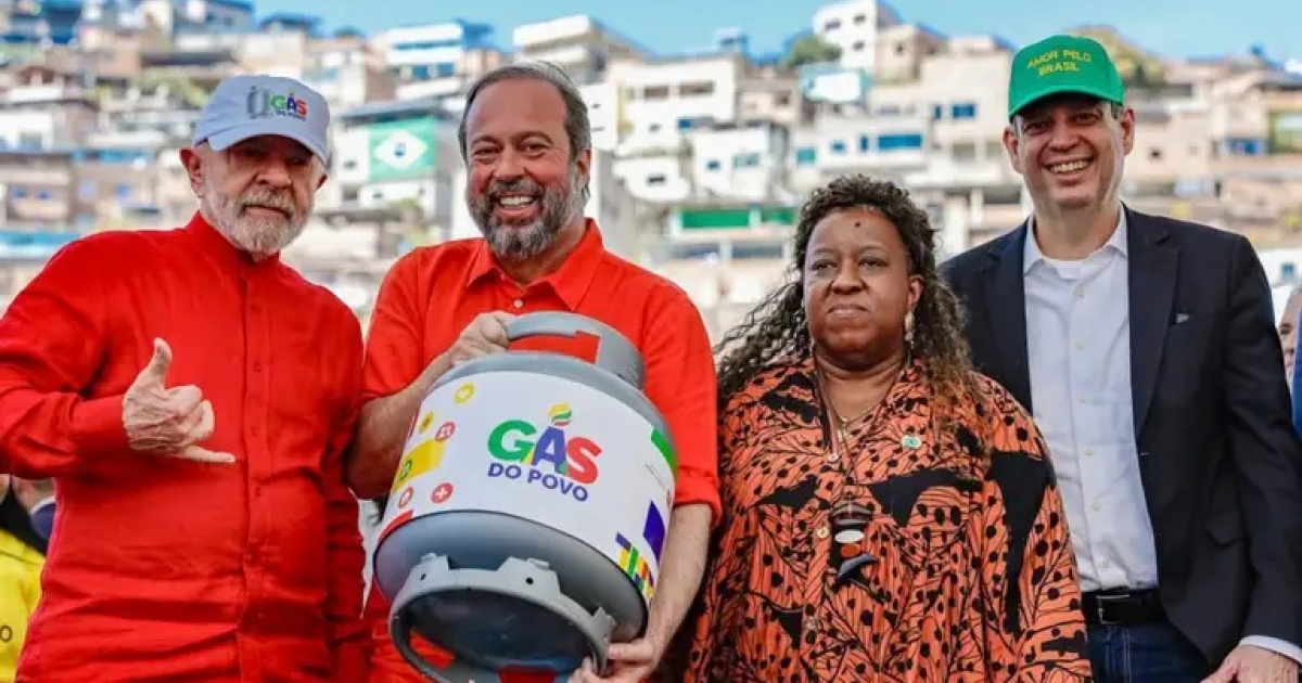 Em Belo Horizonte, Lula anuncia programa que garante botijões de gás gratuitos para milhões de famílias