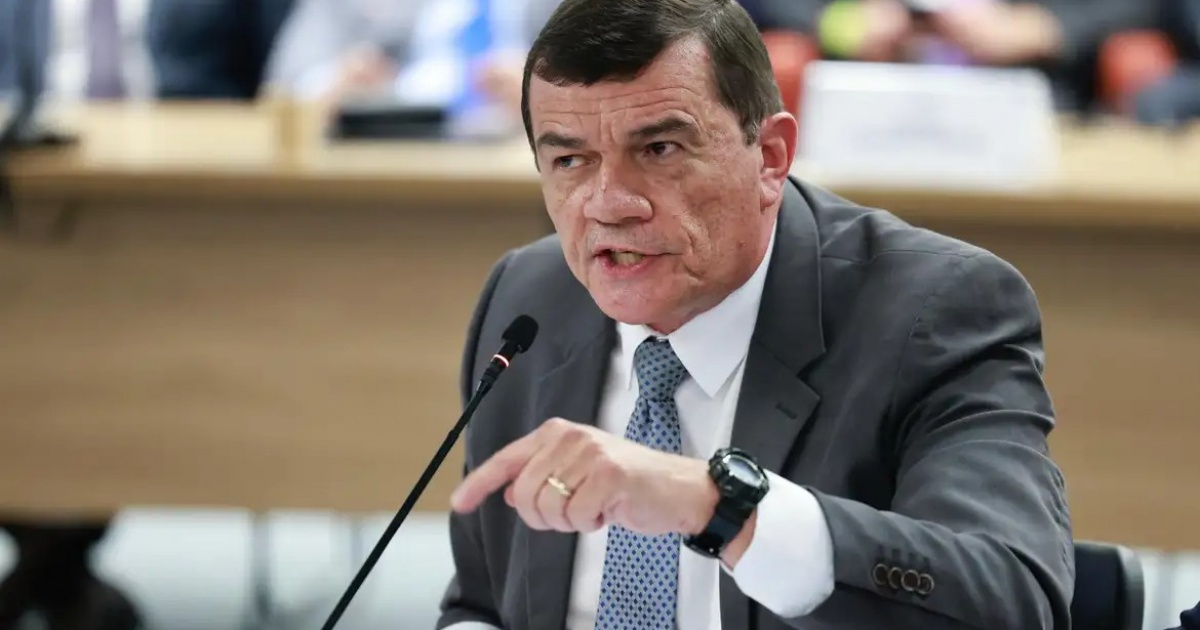Ex-ministro da Defesa, Paulo Sérgio é condenado a 19 anos pelo STF